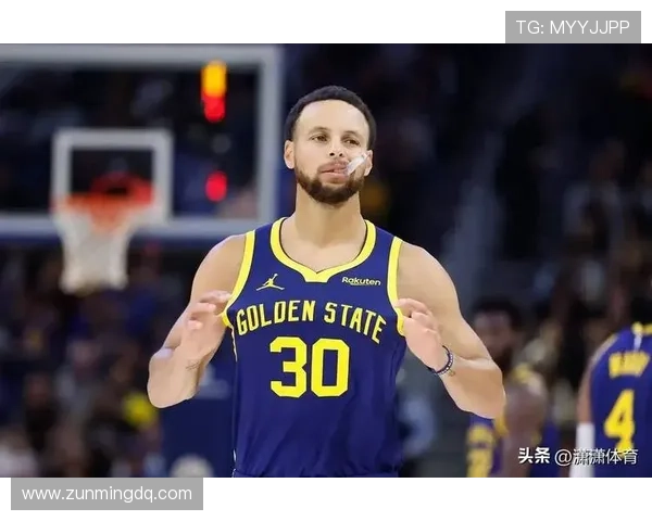 库里状态火热勇士击败开拓者季前赛展现超强统治力 库里状态火热勇士击败开拓者季前赛展现超强统治力