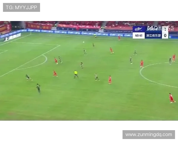 上海海港3比0完胜浙江巩固中超争冠主动权持续领跑态势全面发展