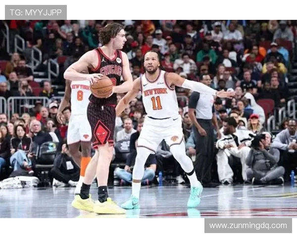 吉迪豪取32分强势领军公牛力克尼克斯上演精彩逆转之战主场大胜